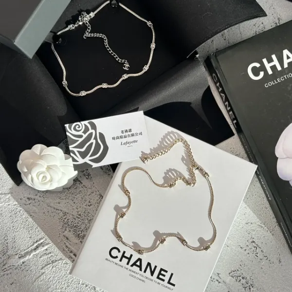 圖片 CHANEL 七花小LOGO項鏈