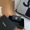 圖片 Chanel 黑金荔枝浮雕信封卡包