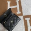 圖片 Chanel 黑金荔枝浮雕信封卡包
