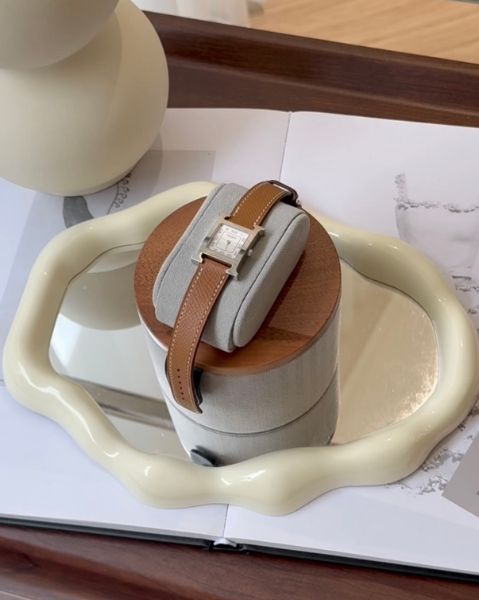 圖片 【HERMES】PM H手錶 金棕