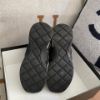 圖片 Chanel 黑色字母襪鞋