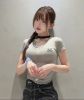 圖片 韓國🇰🇷連線 Mucent 蕾絲V領短T 合身 芭蕾風 簡約 黑色 白色 灰色 (任買兩件7-11免運)/預購
