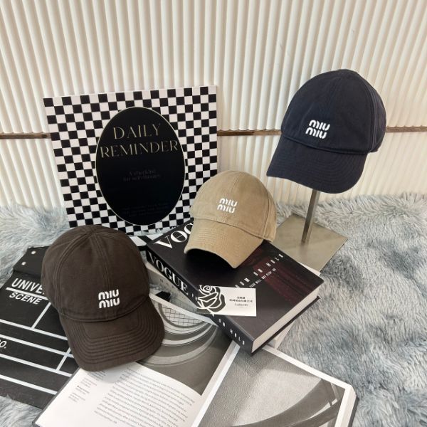 圖片 MIUMIU 牛仔棒球帽