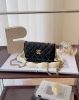 圖片 【CHANEL】金柱調節扣手機包 黑金
