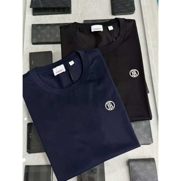圖片 Burberry 經典 刺繡tb 小logo 設計 黃仁勳同款 短袖T恤素t