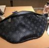 圖片 Louis Vuitton M44336 DISCOVERY 腰包