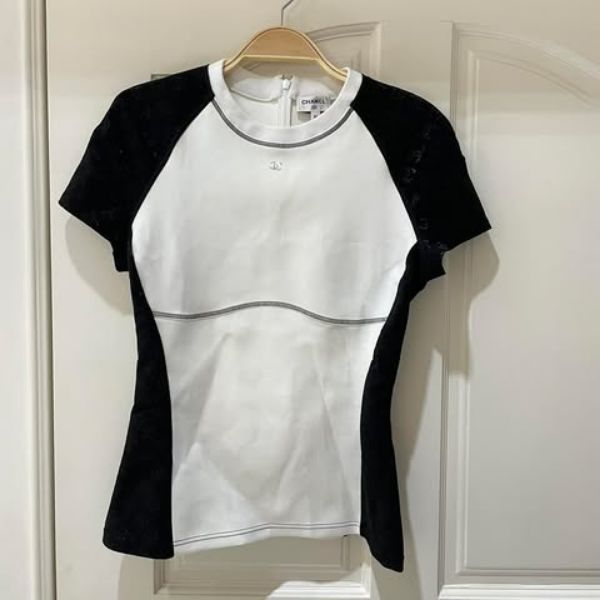 圖片 Chanel 24c黑白拼色滿logo暗紋上衣