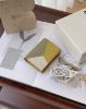 圖片 【LOEWE】經典小牛皮 PUZZLE 短夾 薑色/海鹽色
