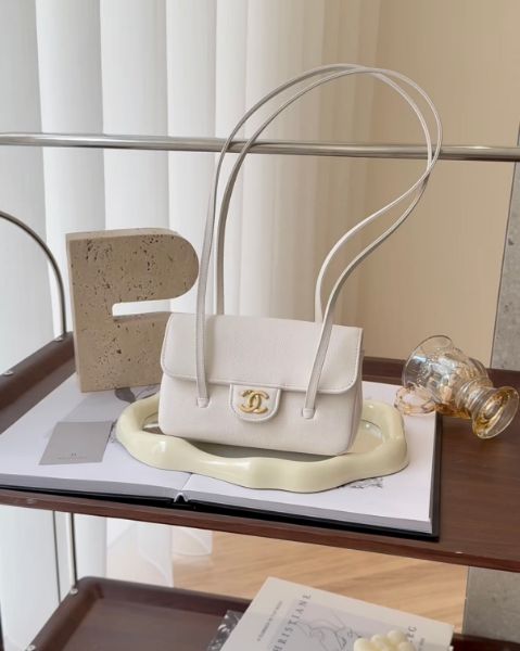 圖片 【CHANEL】PREPPY COCO MINI 白色