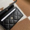 圖片 Chanel 黑金羊皮金屬logo信封卡包