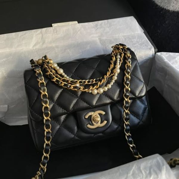 圖片 Chanel 24p 黑金羊皮珍珠鏈條方胖