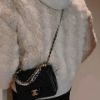 圖片 Chanel 24p 黑金羊皮珍珠鏈條方胖