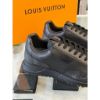 圖片 Louis Vuitton LV 黑色小logo設計  Run Away 球鞋