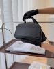 圖片 【LOEWE】CUBI 小牛皮斜跨包 黑色 小號