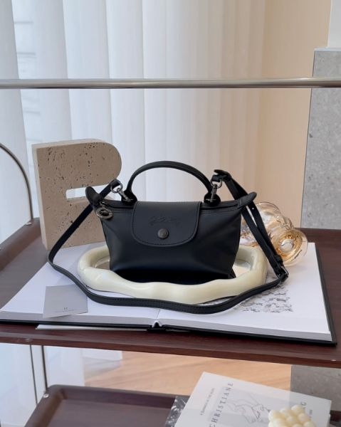 圖片 【LONGCHAMP】LE PLIAGE XTRA 迷你餃子包 黑色