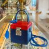 圖片 LV M52466 BLEECKER BOX 這款Cube 手袋重新詮釋品牌古老的行李箱設計