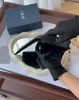 圖片 【DIOR】GRAVITY 內零錢雙折短夾 黑色壓紋