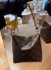 圖片 《在台現貨最低特價  最新》Louis Vuitton LV Multipass Mini 經典老花鏈帶+皮革斜背帶 多用途包