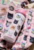 圖片 歐美限定 OWALA 🇺🇸 X UO "Cat Collage" 不鏽鋼保溫杯 粉色 淡粉 貓咪 貓貓 直飲杯 吸管杯 32oz 946ml /現貨