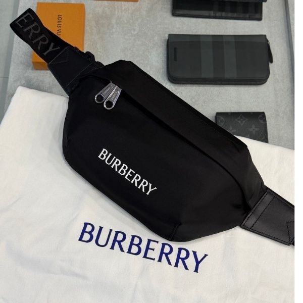 圖片 Burberry 經典字母設計 黑白配色 基本款 新款 腰包