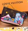 圖片 LV M81637 MINI POCHETTE ACCESSOIRES 聖誕節限量零錢鍊帶手包 東京老花