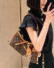 圖片 LV 新款 M2A711 Nano CarryAll 肩背包 發瘋！地表最萌「經典縮小版」來了！