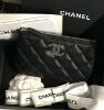 圖片 Chanel AP3833 新款 鏤空 CC 荔枝格紋卡片零錢包 黑金 