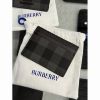 圖片 Burberry 黑格紋 搭配 立體字母設計 超實用 男生 卡夾