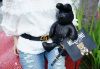圖片 MCM Labbit Rabbit 可愛黑色立體兔子造型斜背包