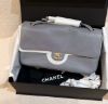 圖片 CHANEL 🖤 26K 秀款 Grand Cabas Maxi CF 32 cm 托特包 灰金 