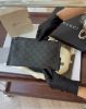 圖片 【GUCCI】一字拉鍊小號手拿包 黑老花