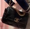 圖片 CHANEL AS1160 小型 CHANEL 19 包 黑