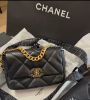 圖片 CHANEL AS1160 小型 CHANEL 19 包 黑