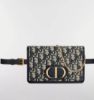 圖片 《我最便宜!全新正品》Dior 藍色 Dior Oblique 緹花  30Montaigne 手拿包／胸口包／鏈帶包