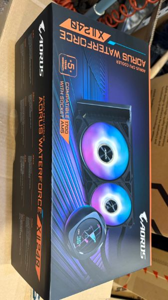 圖片 全新 限量 技嘉 AORUS WATERFORCE X II 240 鷹神二代