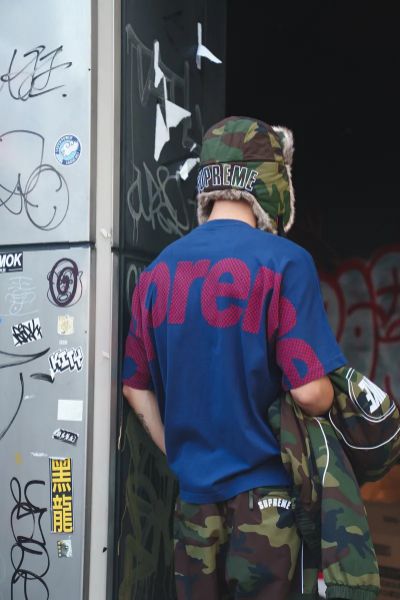 Focus Store Supreme FW26 Week6 Checkerboard Intarsia S/S Top Logo Tee