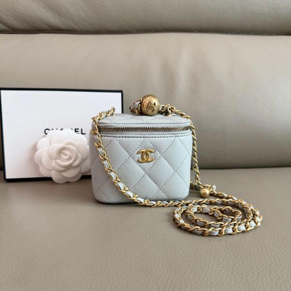 圖片 MY精品 -  Chanel 小香 金球小盒子 化妝包 金球鏈帶包 晶片款 送禮🎁